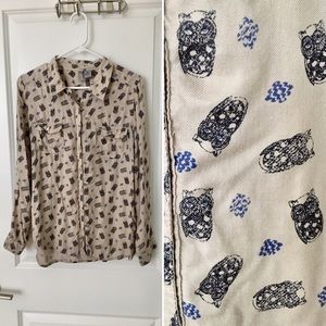 New Directions Owl Print Button Down Top